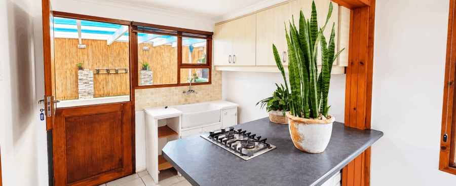 7 Bedroom Property for Sale in Kleinbaai Western Cape